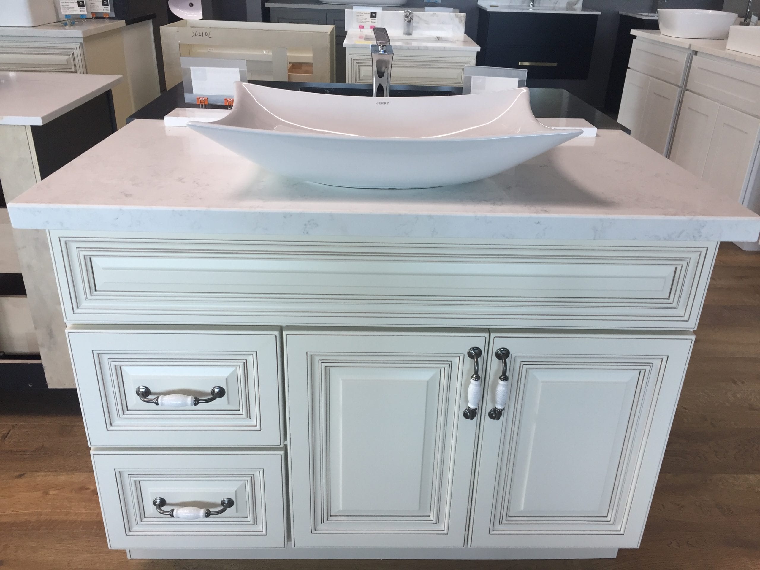 Vanity 1070mm (SOLID WOOD) – JERRY KITCHEN & BATH LTD